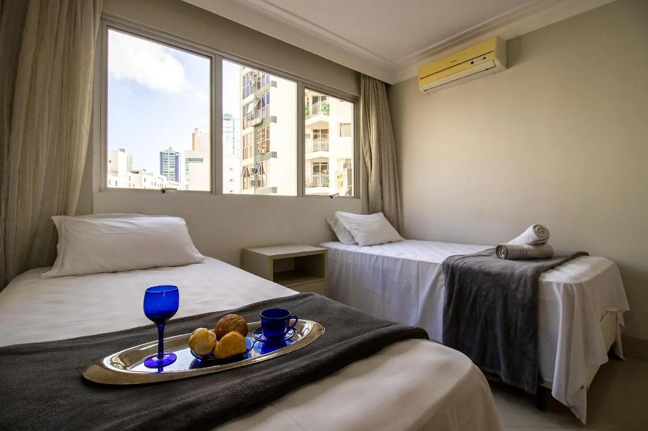 Balneário CamboriúPrg23 - Garagem, 4 Dorm, Prox Shopping Atlanticoアパートメント Balneário Camboriú