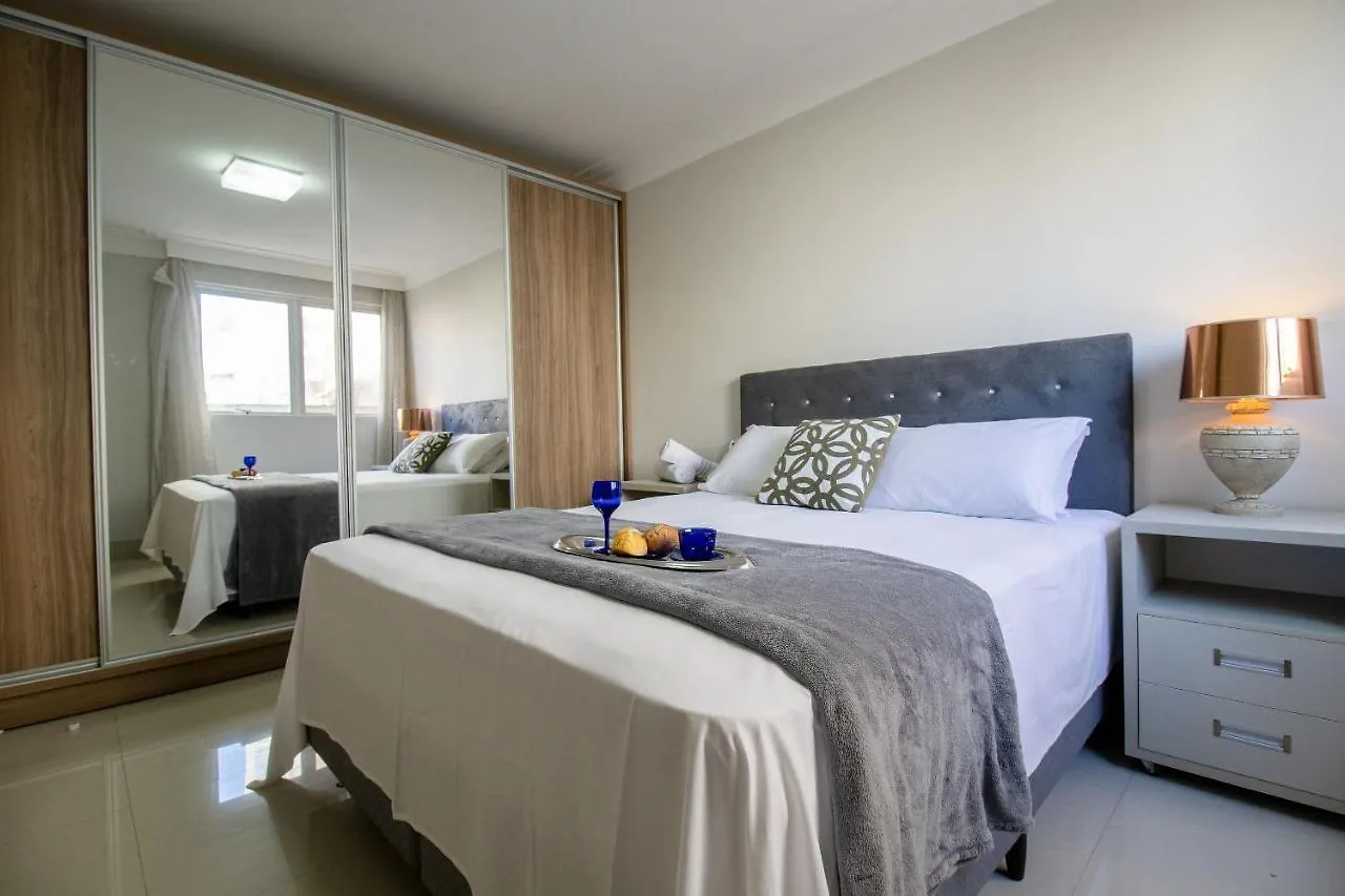 Balneário CamboriúPrg23 - Garagem, 4 Dorm, Prox Shopping Atlanticoアパートメント Balneário Camboriú